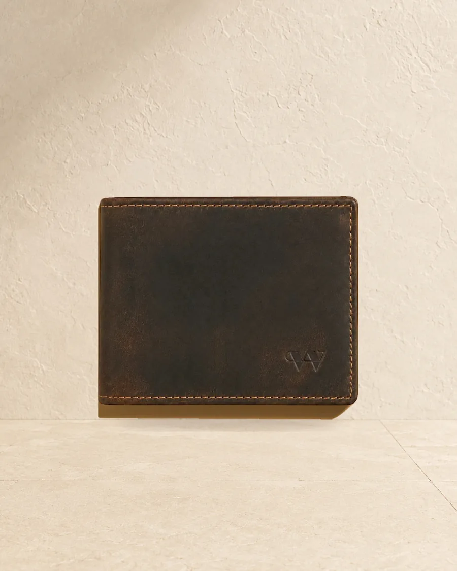 Bifold wallet, Brown waxed crazy horse leather, style LG-WAL-M-011
